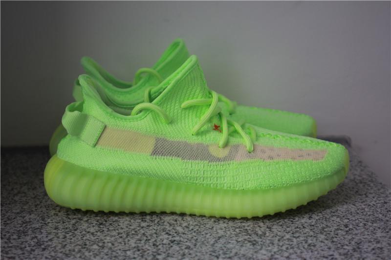 EXCLUSIVE GOD YEEZY 350 V2 GID GLOW WITH REAL PREMEKNIT FROM HUAYIYI WHICH OFFER PRIMEKNIT TO ADIDAS DIRECTLY READY TO SHIP